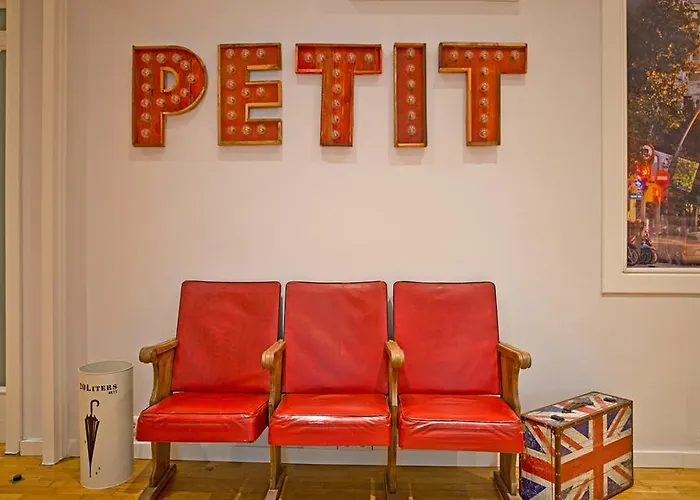 Petit בית הארחה ברצלונה