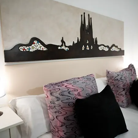 Petit Casa de hóspedes 2*
